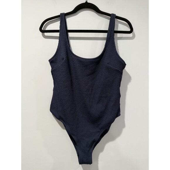 H&M Swimsuit One Piece Womens Medium Navy Textured No Bra Pads Stretch Travel - Picture 1 of 5